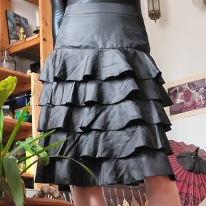 Samuel Dong Black Tiered Ruffled Midi Skirt - Size S